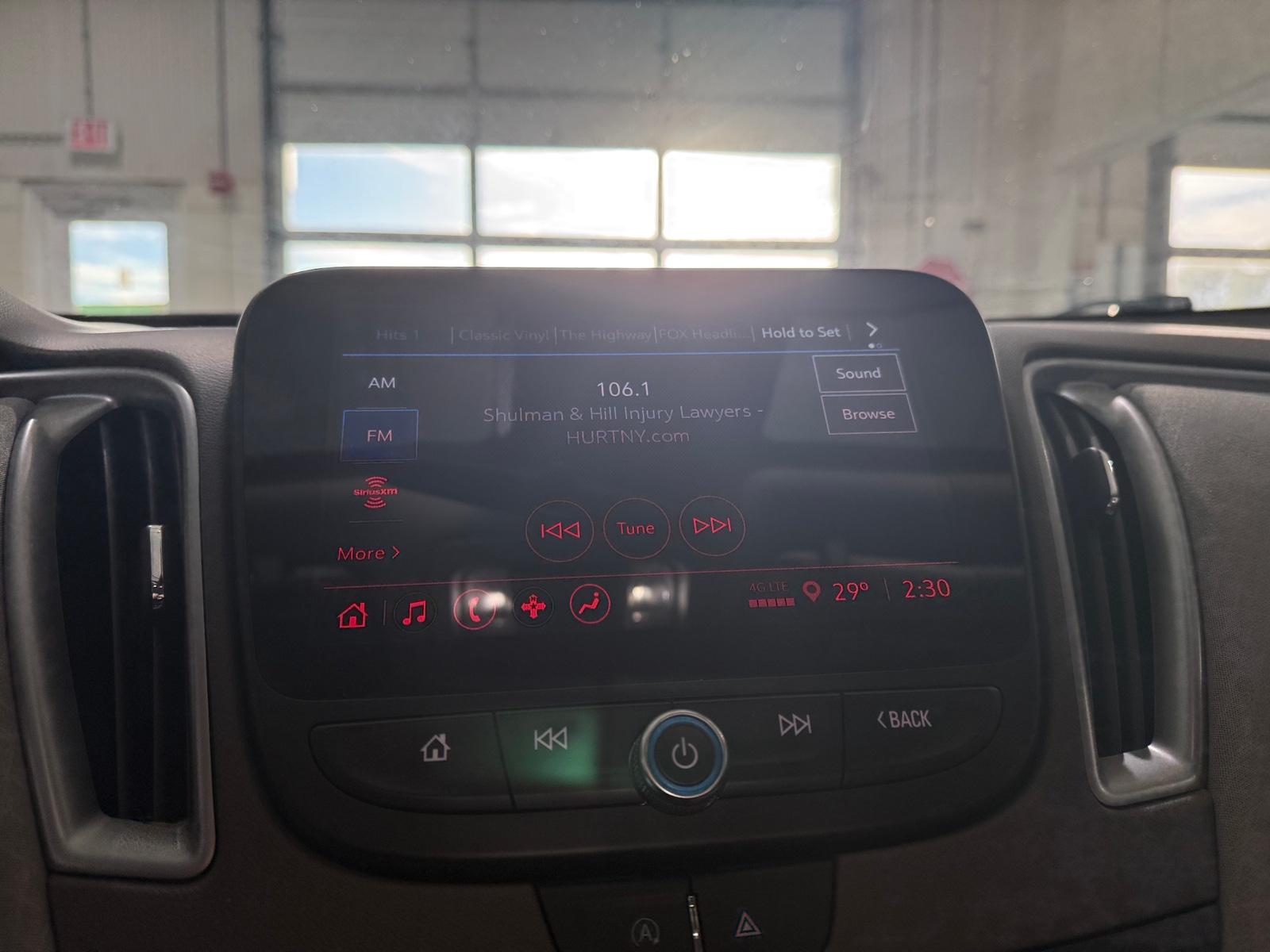 Thumbnail: 2022 Chevrolet Malibu - 4