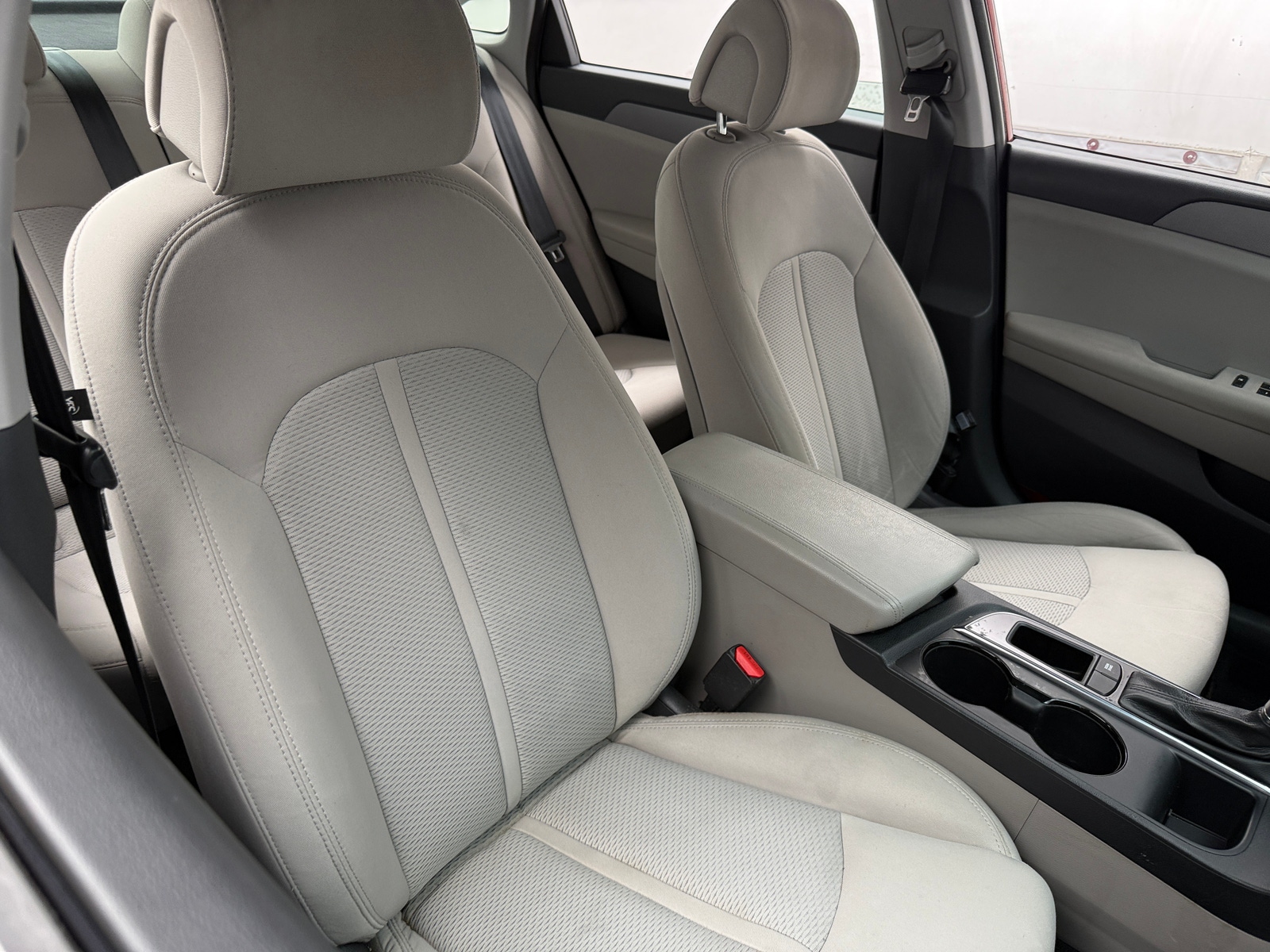 Thumbnail: 2016 Hyundai Sonata - 2