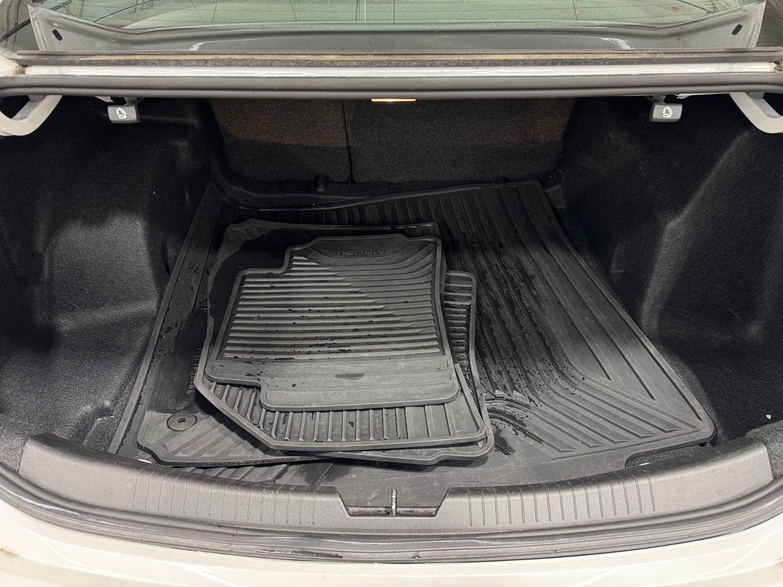 Thumbnail: 2019 Chevrolet Malibu - 7