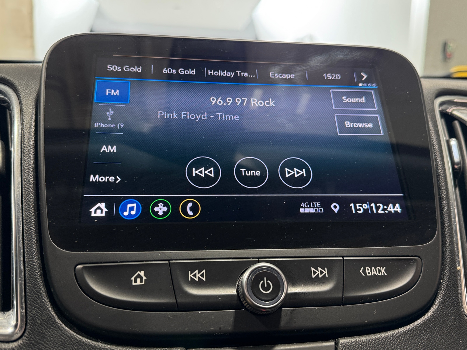 Thumbnail: 2019 Chevrolet Malibu - 4