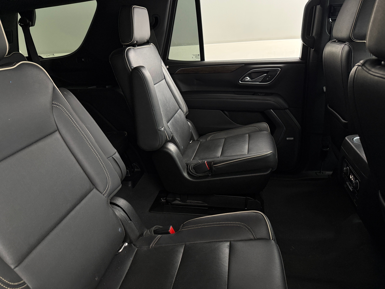 Thumbnail: 2021 Chevrolet Tahoe - 5