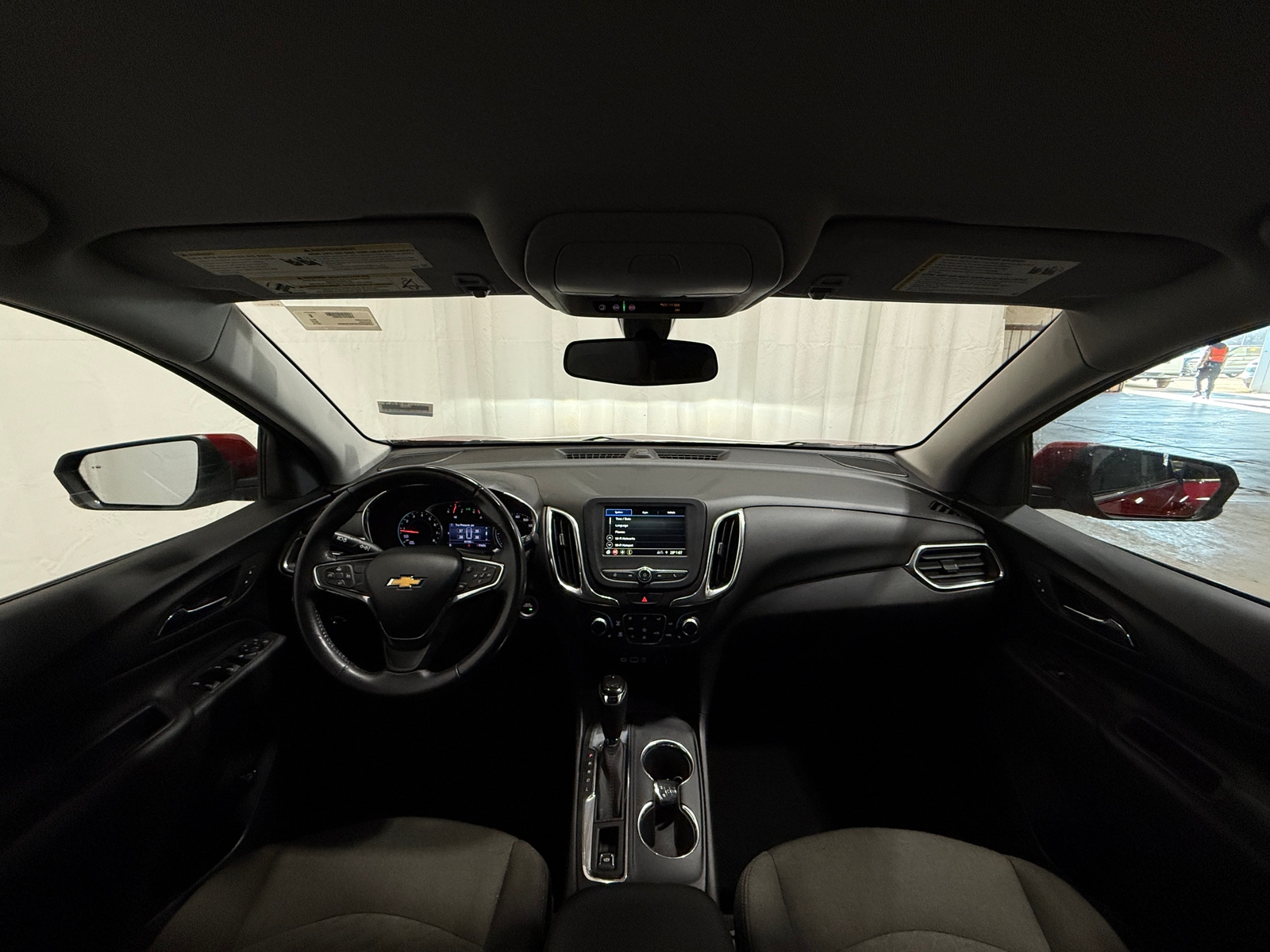 Thumbnail: 2019 Chevrolet Equinox - 3
