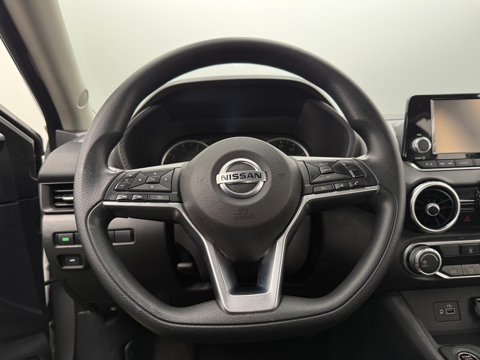 Thumbnail: 2023 Nissan Sentra - 5