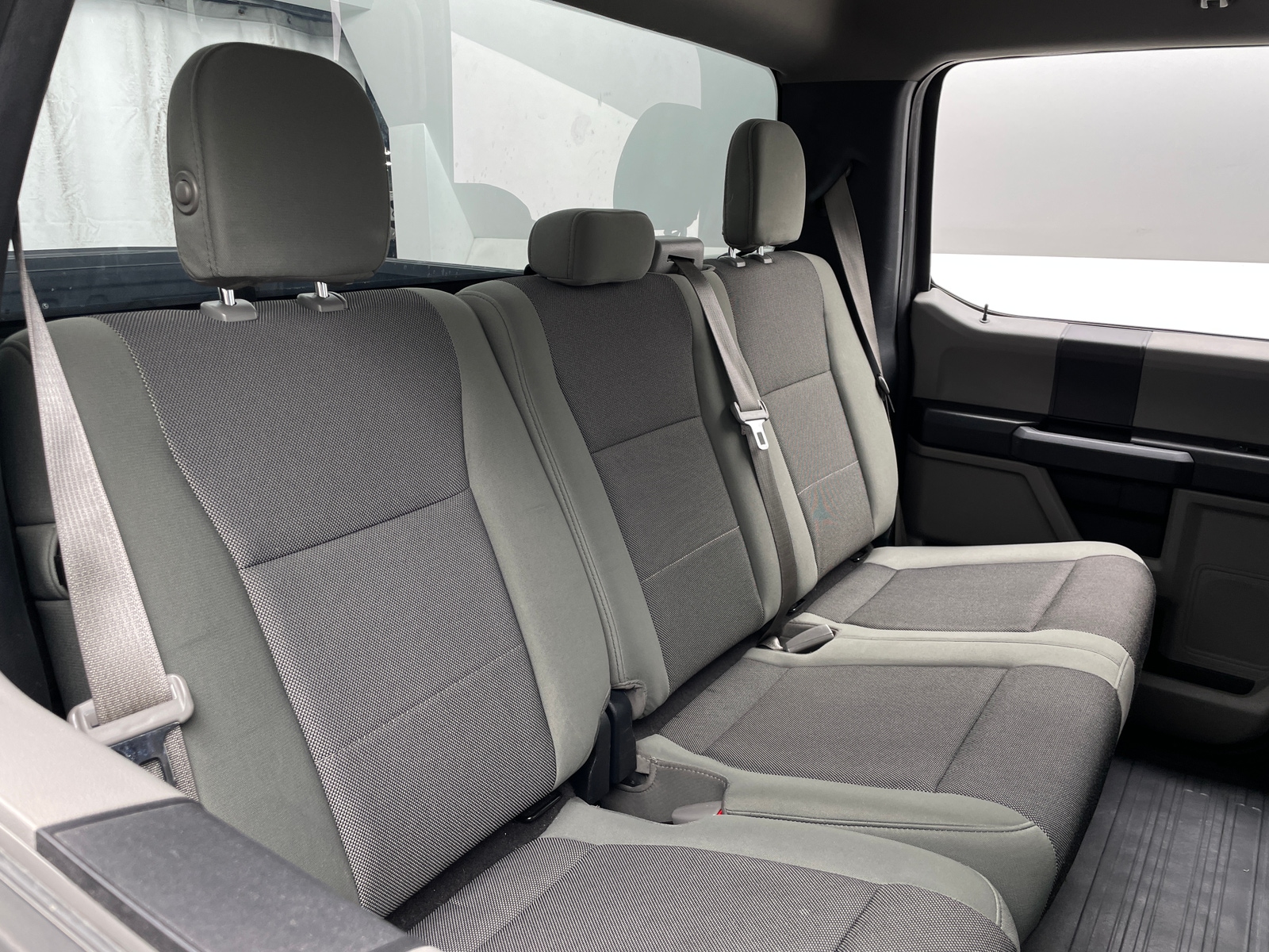 Thumbnail: 2016 Ford Econoline - 6