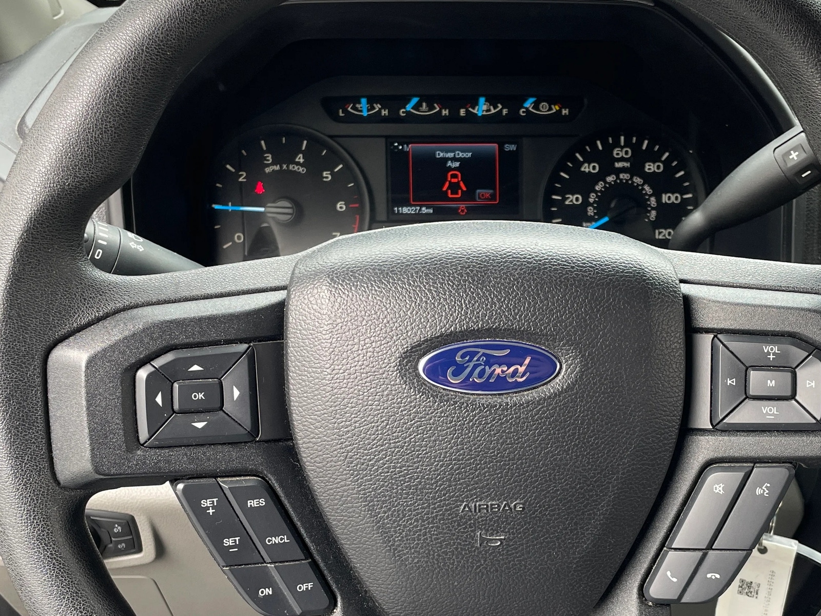 Thumbnail: 2016 Ford Econoline - 5