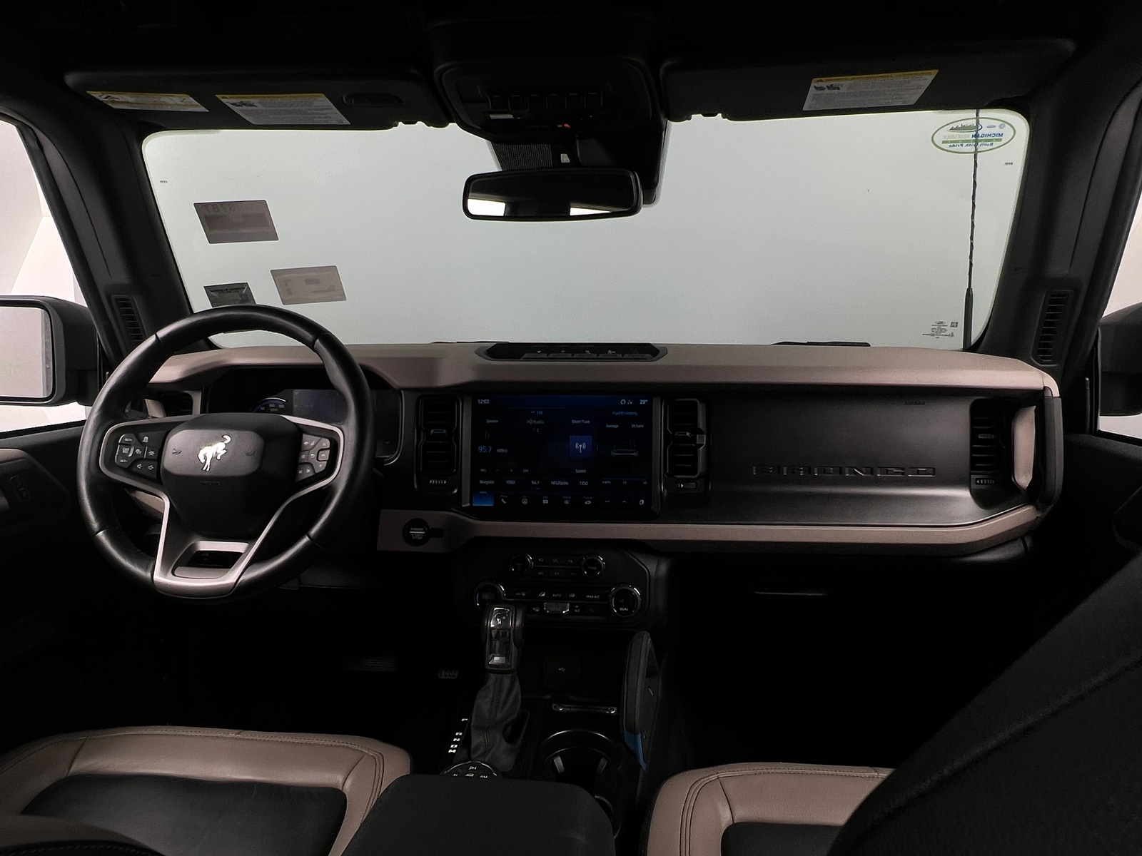 Thumbnail: 2023 Ford Bronco - 3