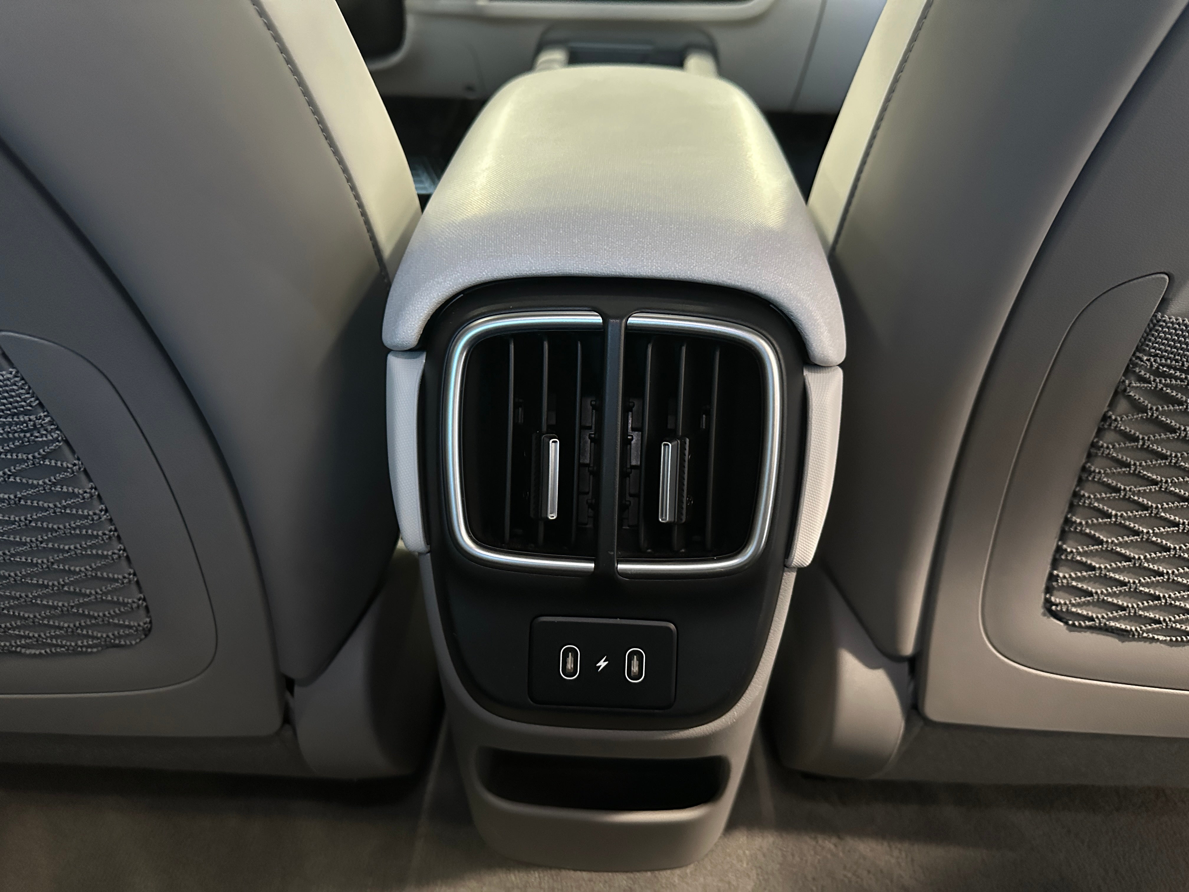 Used 2024 Hyundai IONIQ 6 Limited with VIN KMHM54AA7RA054223 for sale in Oak Creek, WI