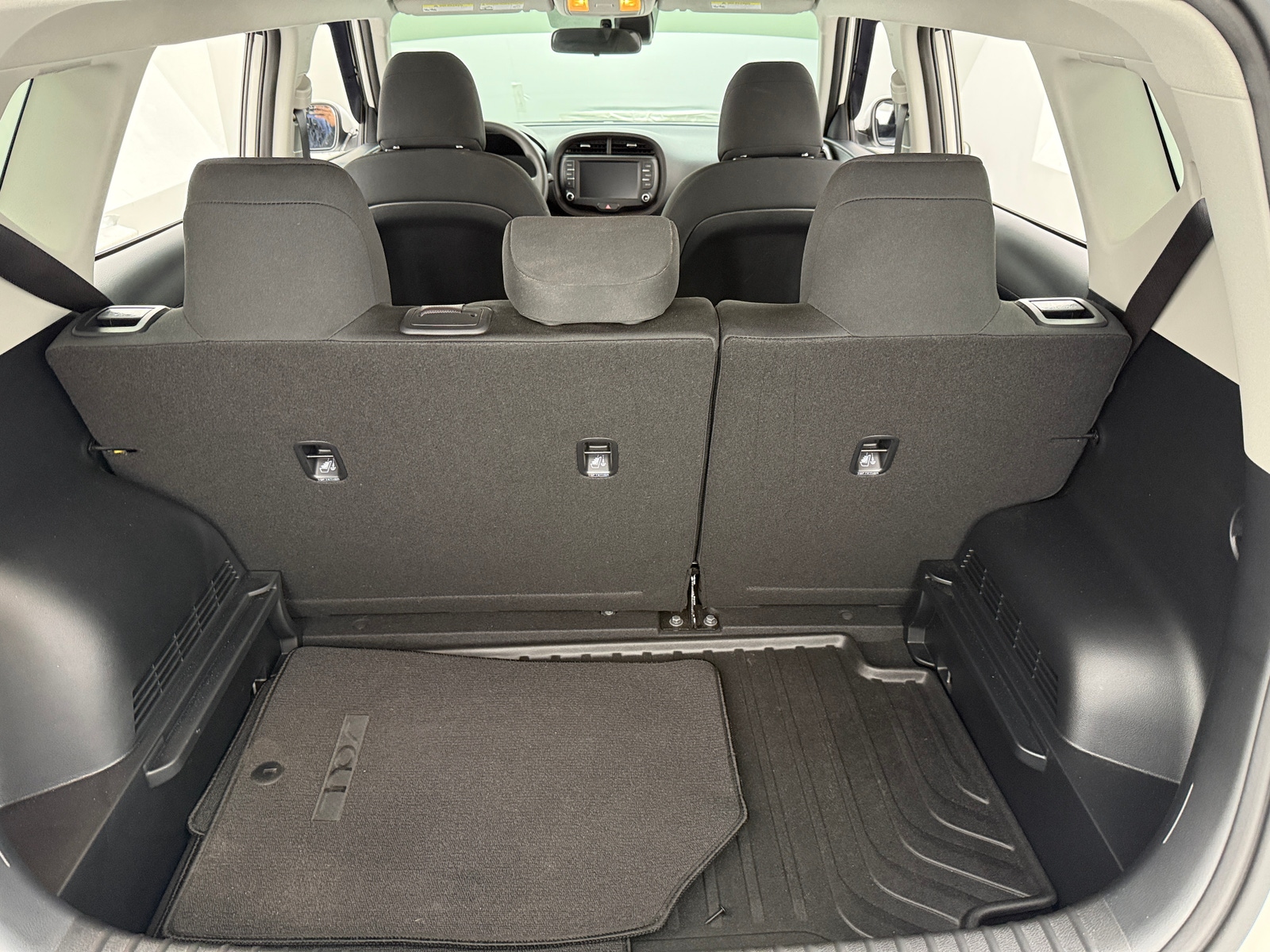 Thumbnail: 2023 Kia Soul - 7