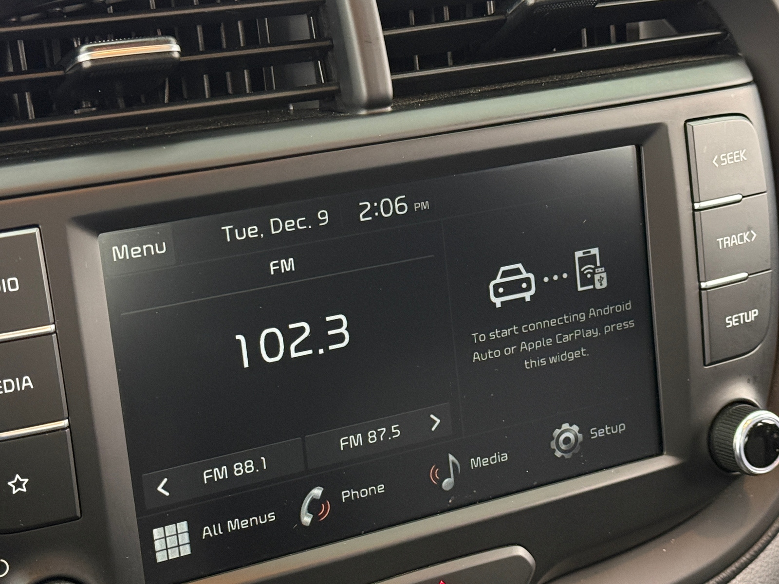 Thumbnail: 2023 Kia Soul - 4