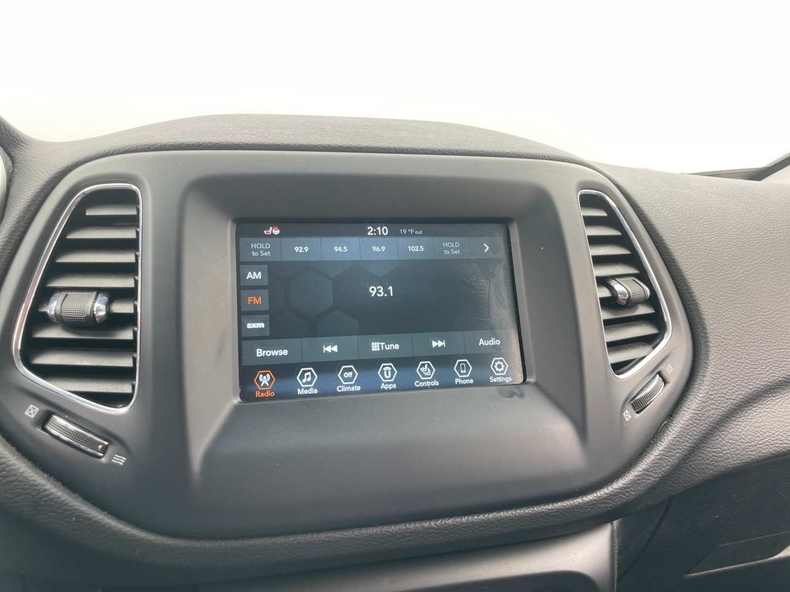 Thumbnail: 2021 Jeep Compass - 4