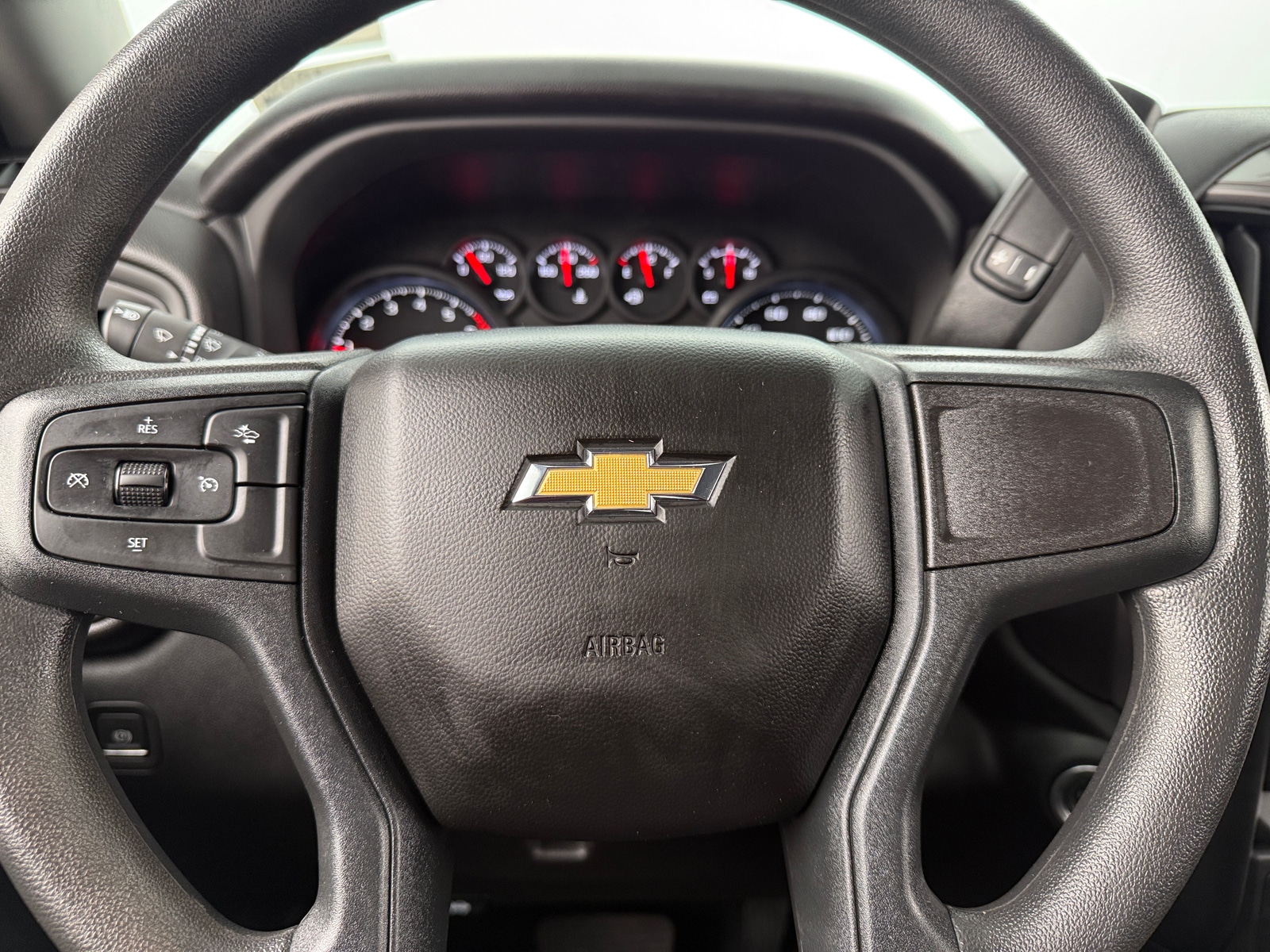 Thumbnail: 2025 Chevrolet Silverado 1500 - 5