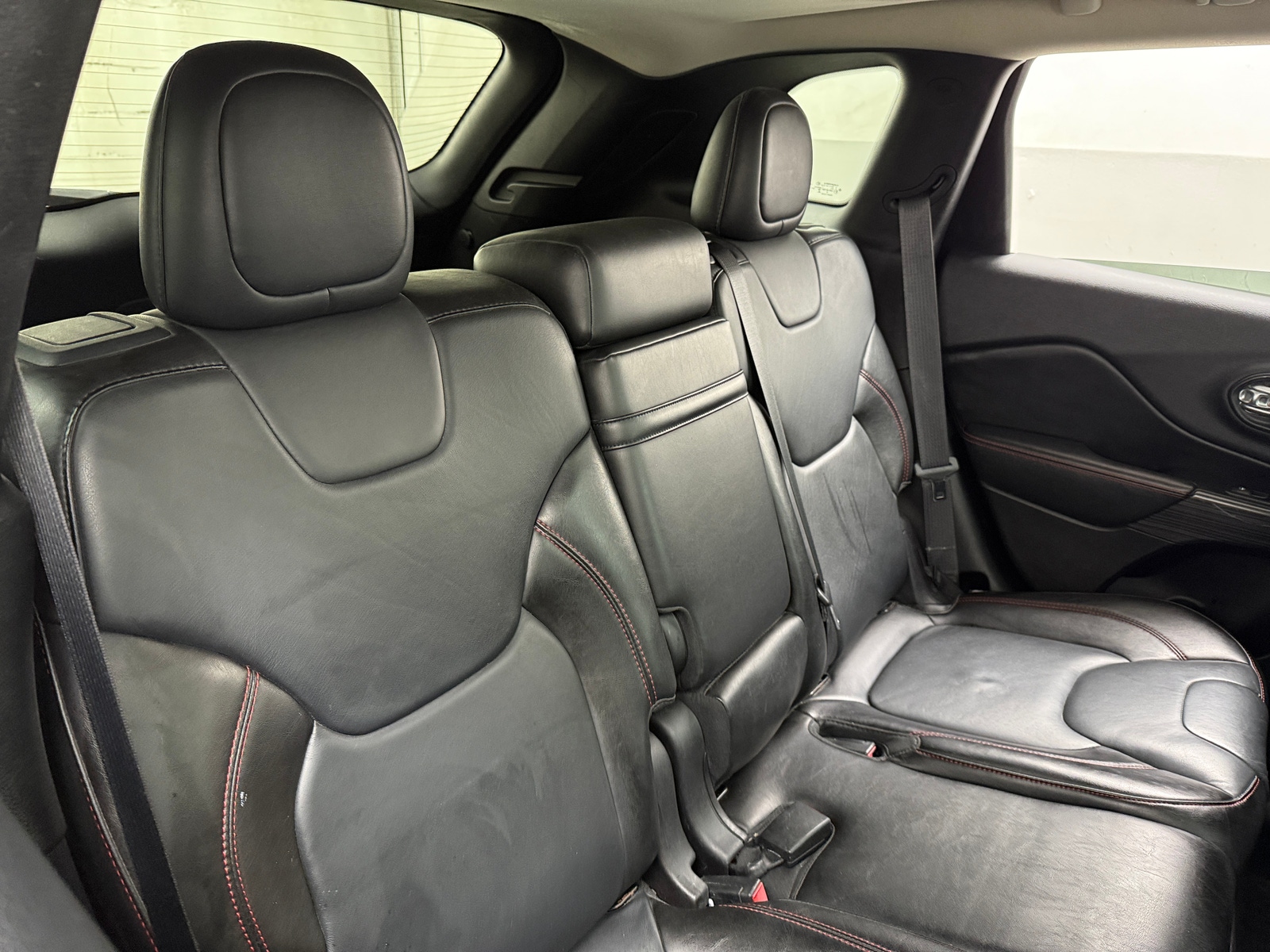 Thumbnail: 2015 Jeep Cherokee - 5