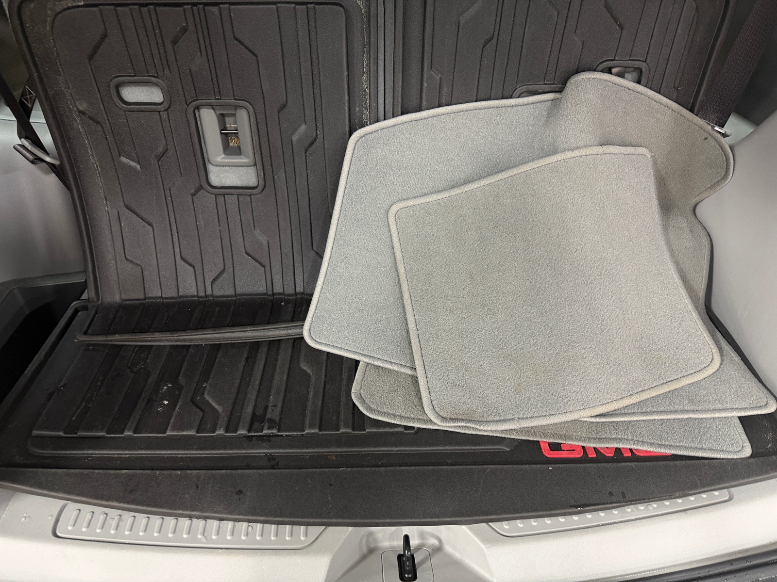 Thumbnail: 2018 GMC Acadia - 6