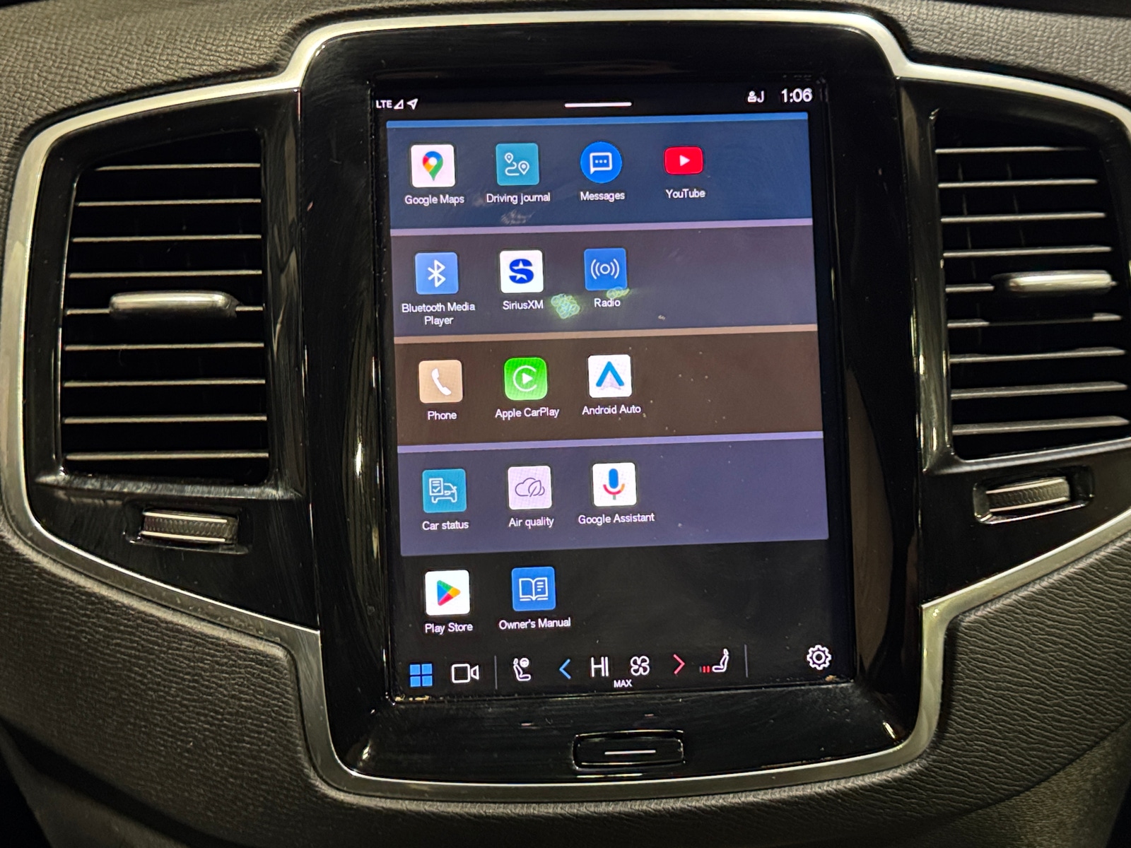 Thumbnail: 2024 Volvo XC90 - 3