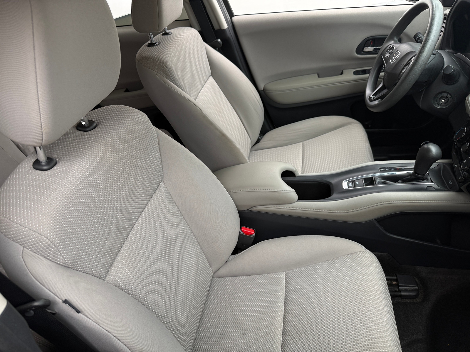 Thumbnail: 2018 Honda HR-V - 2