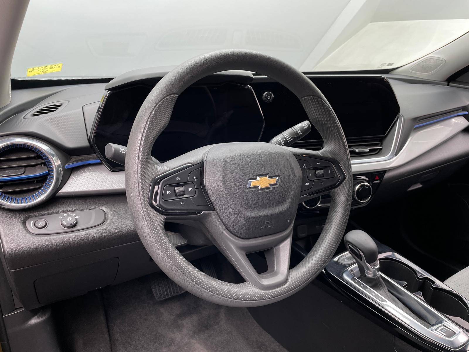 Thumbnail: 2025 Chevrolet Trax - 5