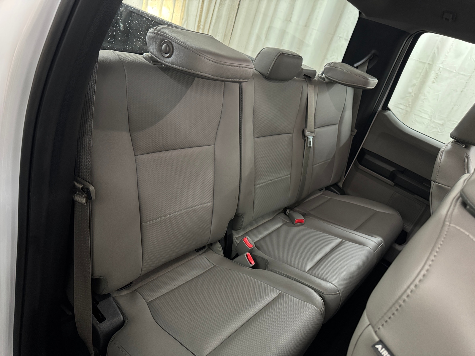 Thumbnail: 2017 Ford Econoline - 6