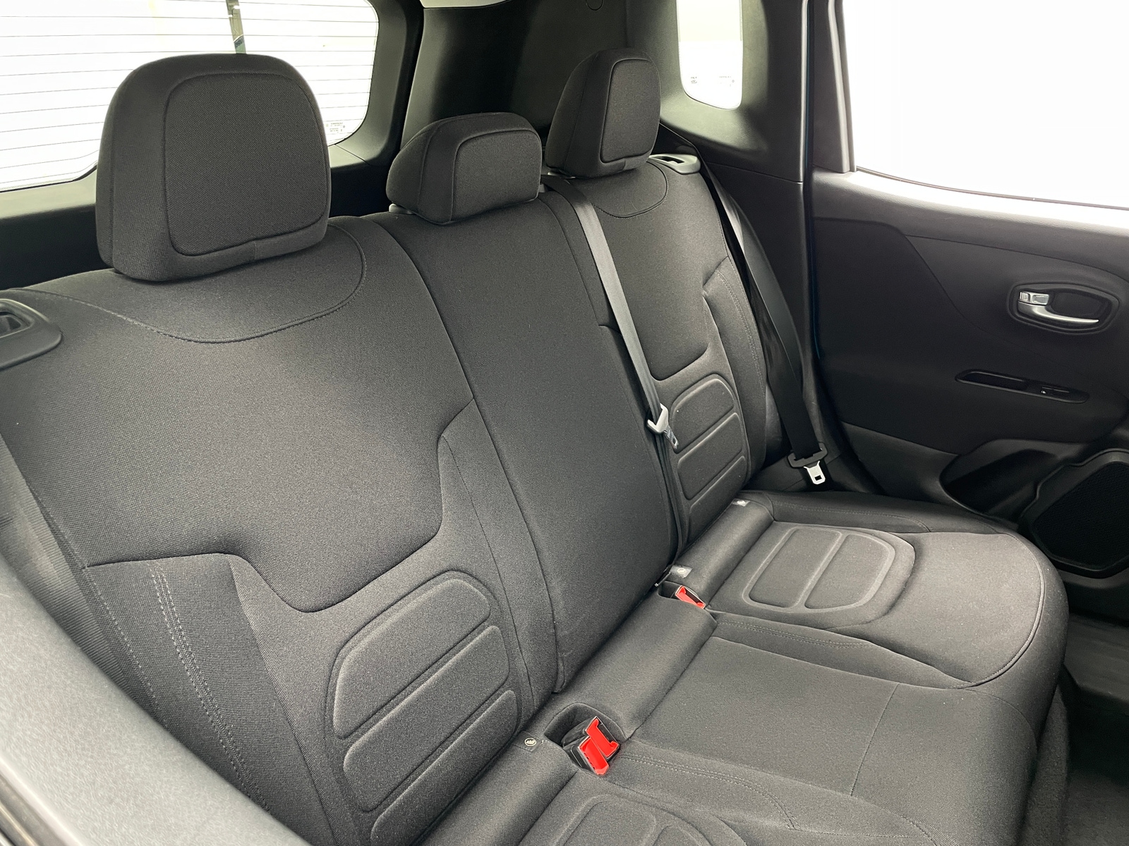 Thumbnail: 2019 Jeep Renegade - 6