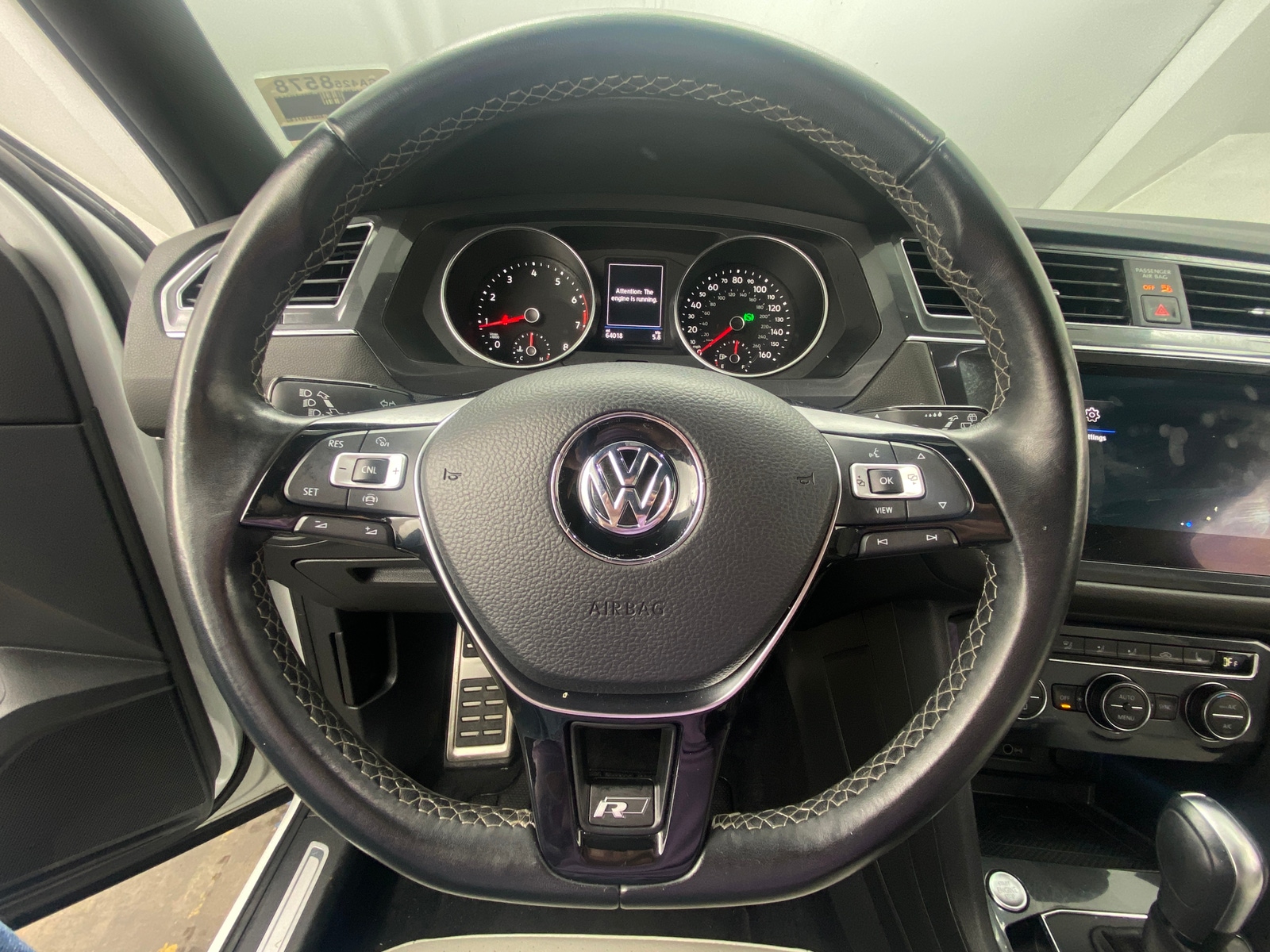 Thumbnail: 2020 Volkswagen Tiguan - 5