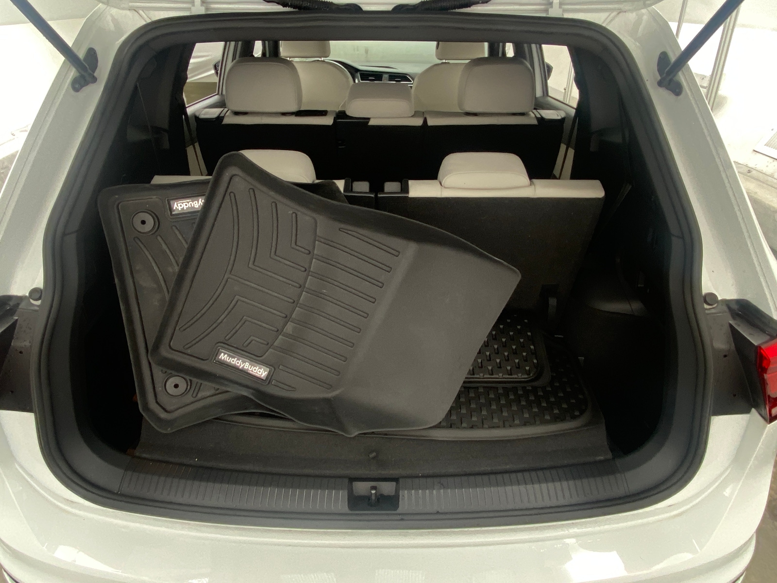 Thumbnail: 2020 Volkswagen Tiguan - 7