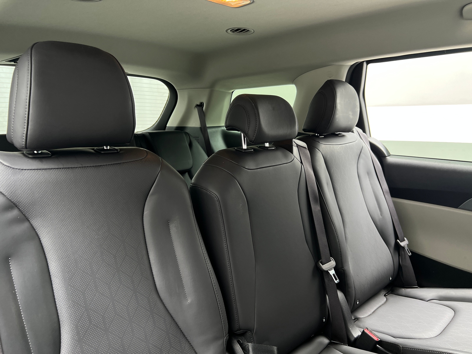 Thumbnail: 2024 Kia Carnival - 5