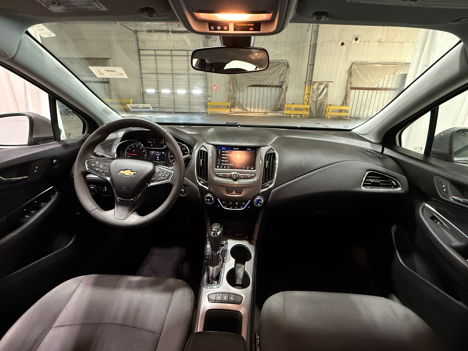 Thumbnail: 2019 Chevrolet Cruze - 3
