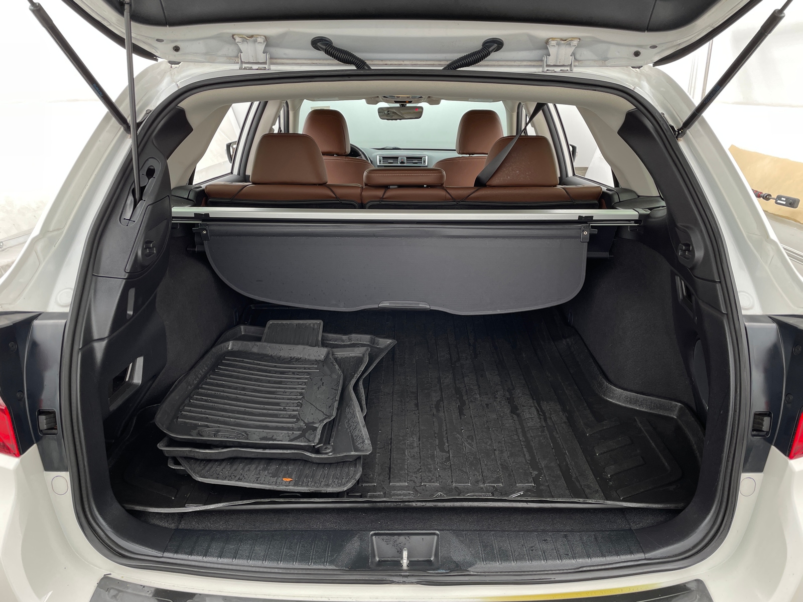 Thumbnail: 2017 Subaru Outback - 6