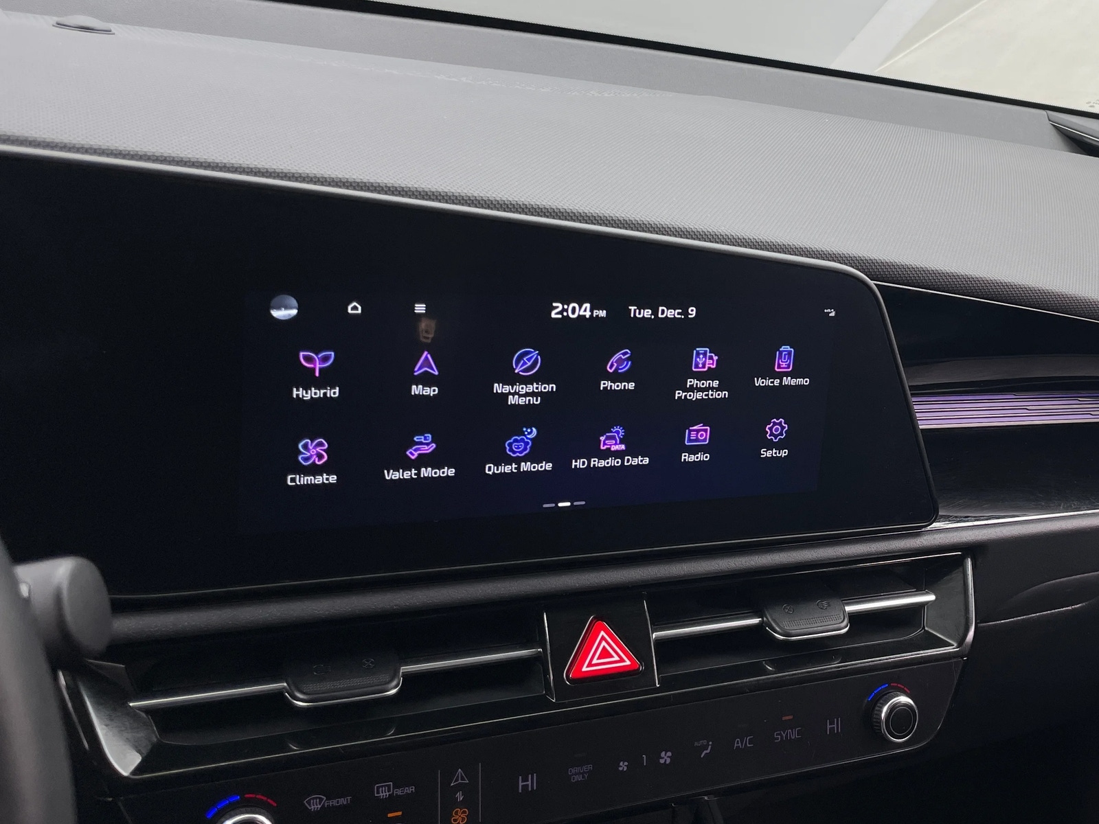 Thumbnail: 2023 Kia Niro - 3