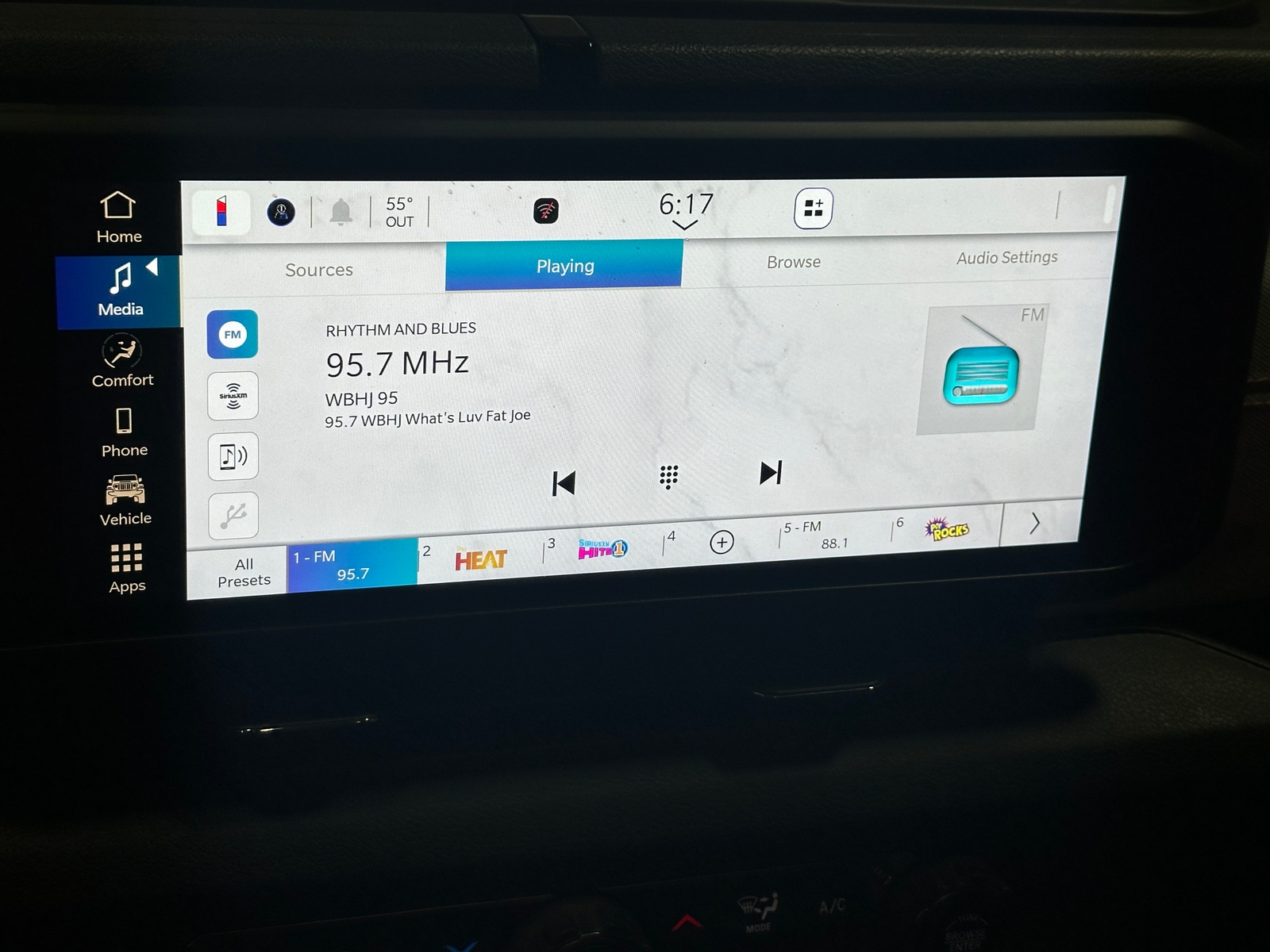 Thumbnail: 2024 Jeep Wrangler - 4