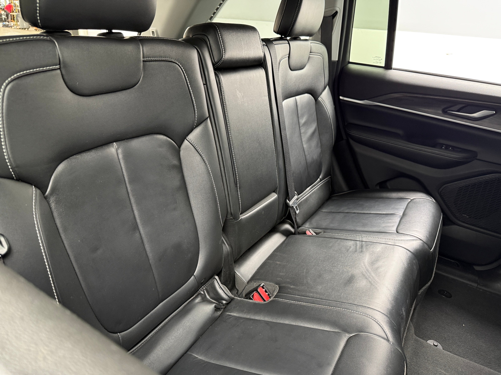 Thumbnail: 2023 Jeep Grand Cherokee - 5