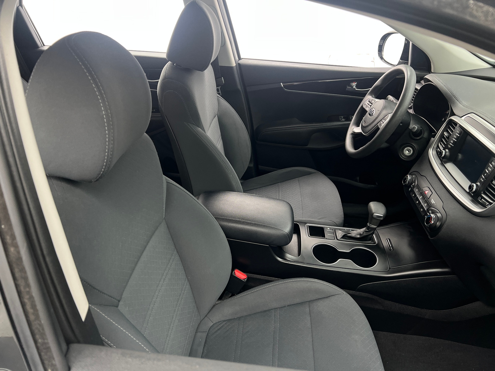 Thumbnail: 2019 Kia Sorento - 2