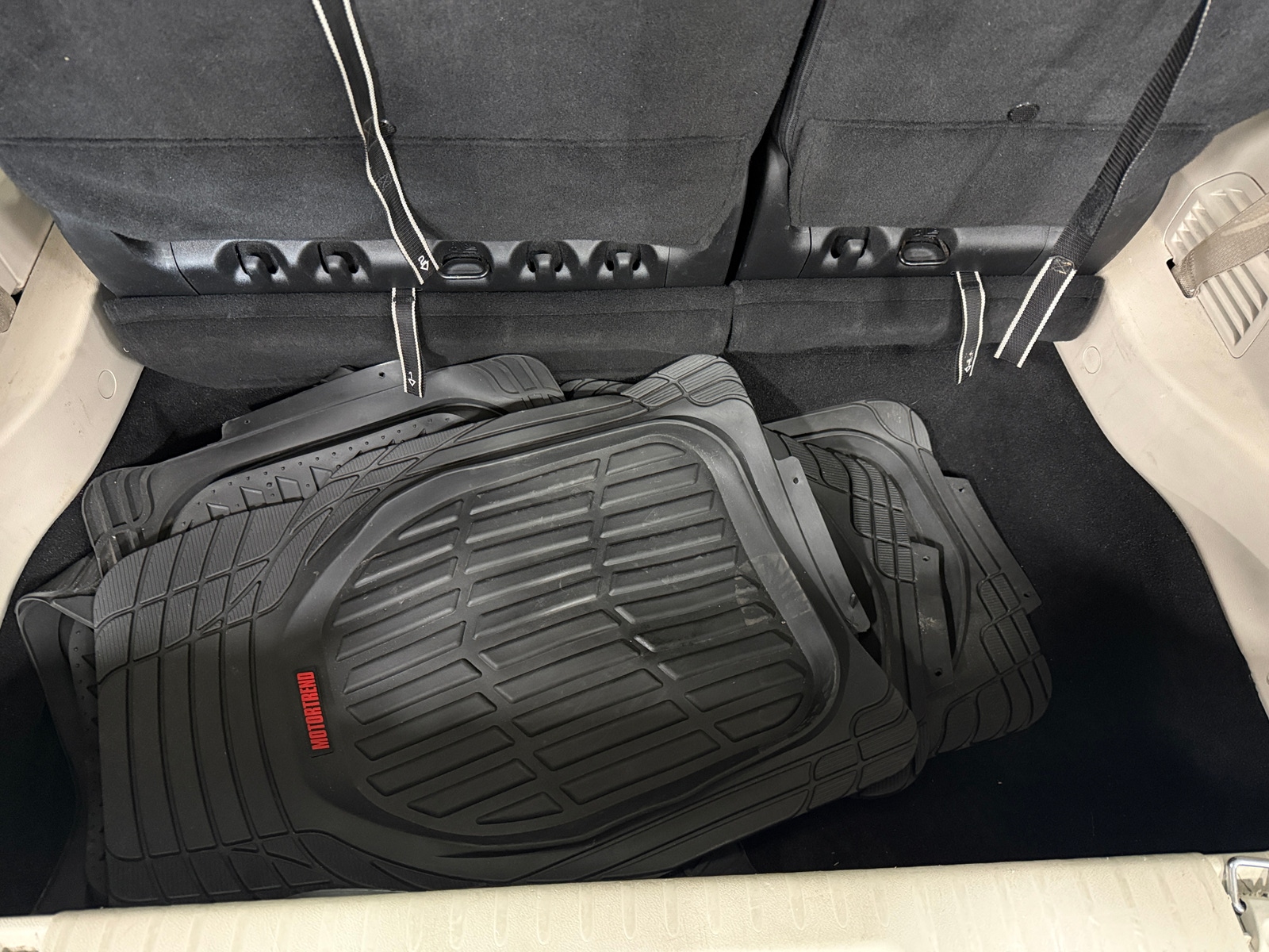 Thumbnail: 2021 Chrysler Voyager - 6