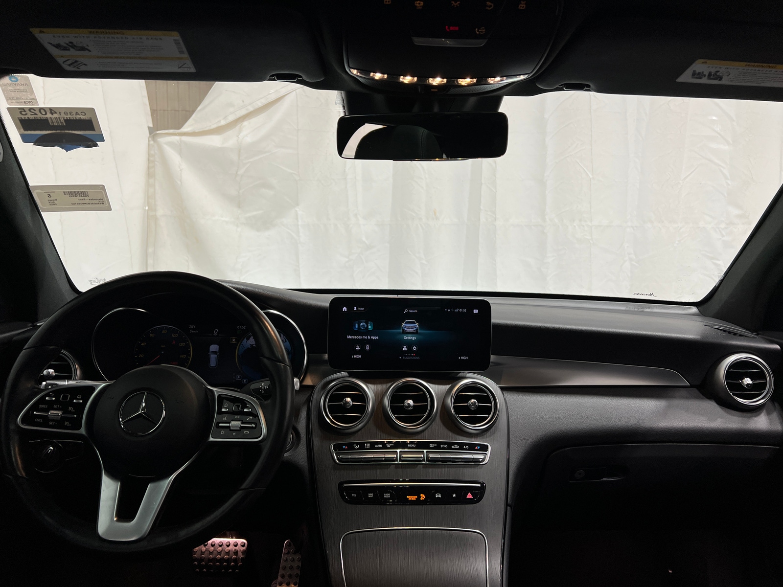 Thumbnail: 2022 Mercedes-Benz GLC - 2