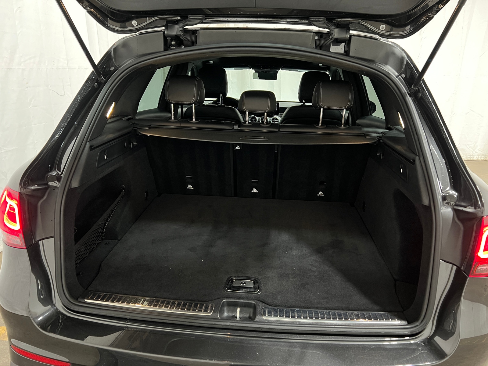 Thumbnail: 2022 Mercedes-Benz GLC - 6