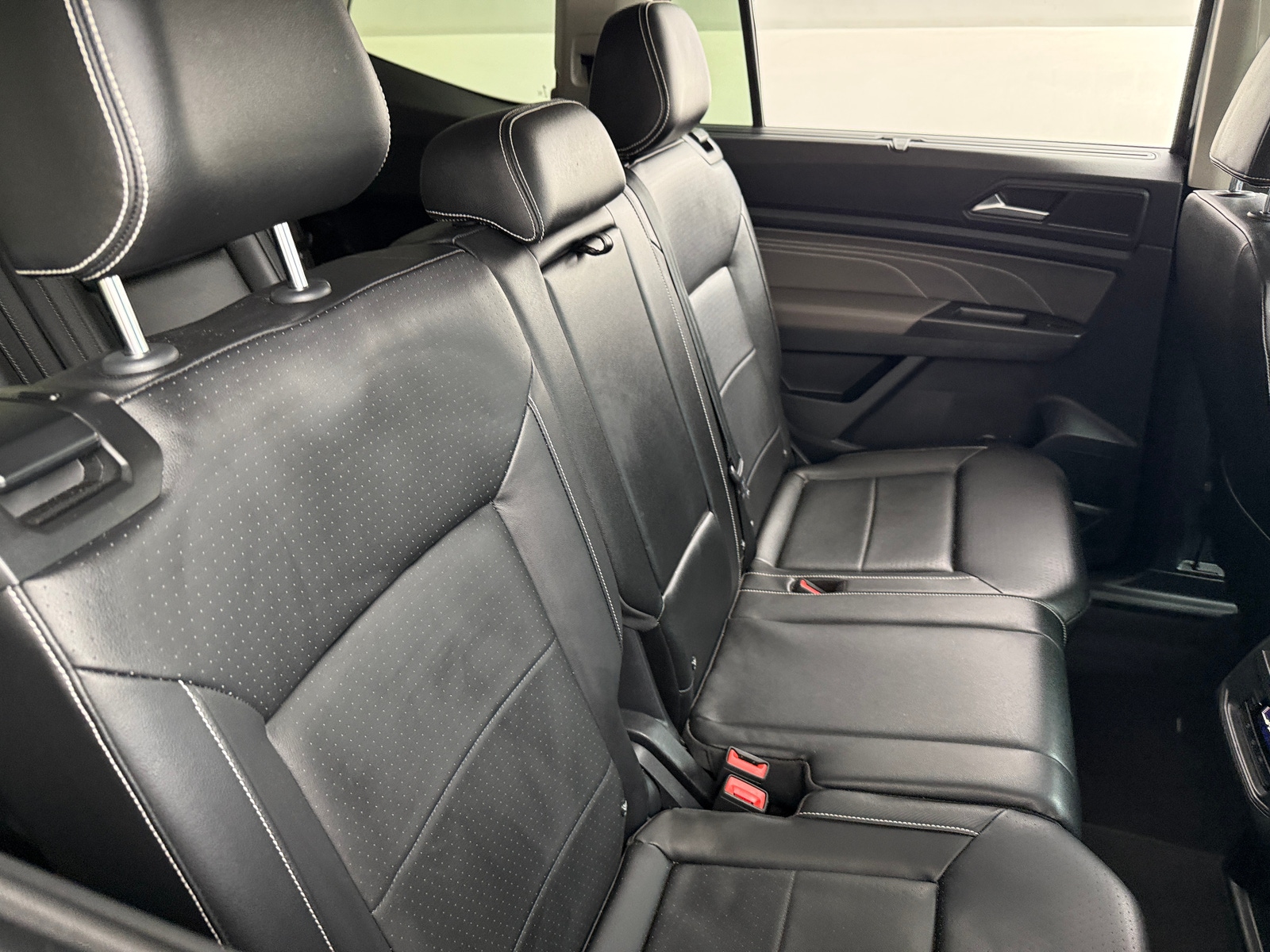 Thumbnail: 2022 Volkswagen Atlas - 5