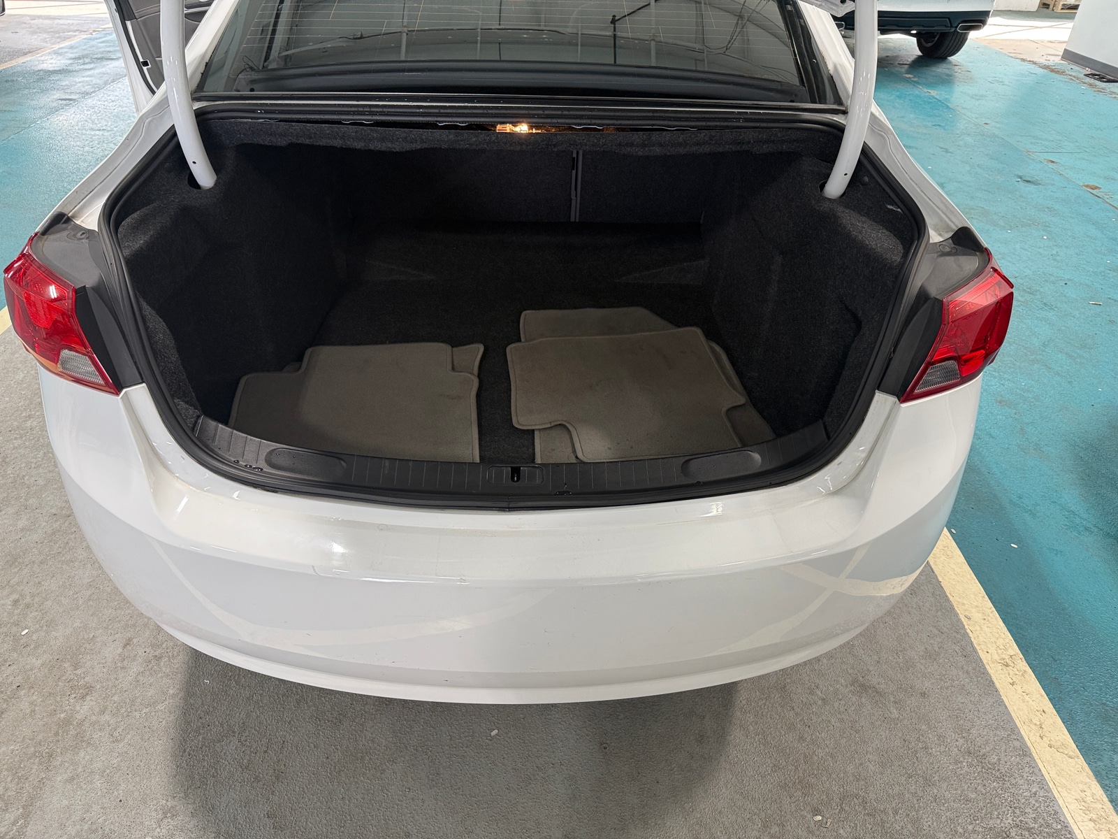 Thumbnail: 2019 Chevrolet Impala - 6