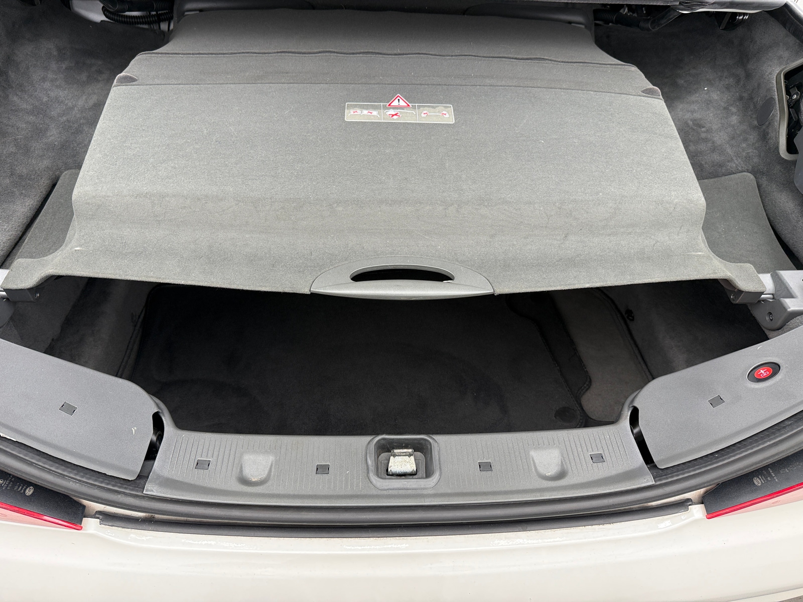 Thumbnail: 2011 Mercedes-Benz SL-Class - 6