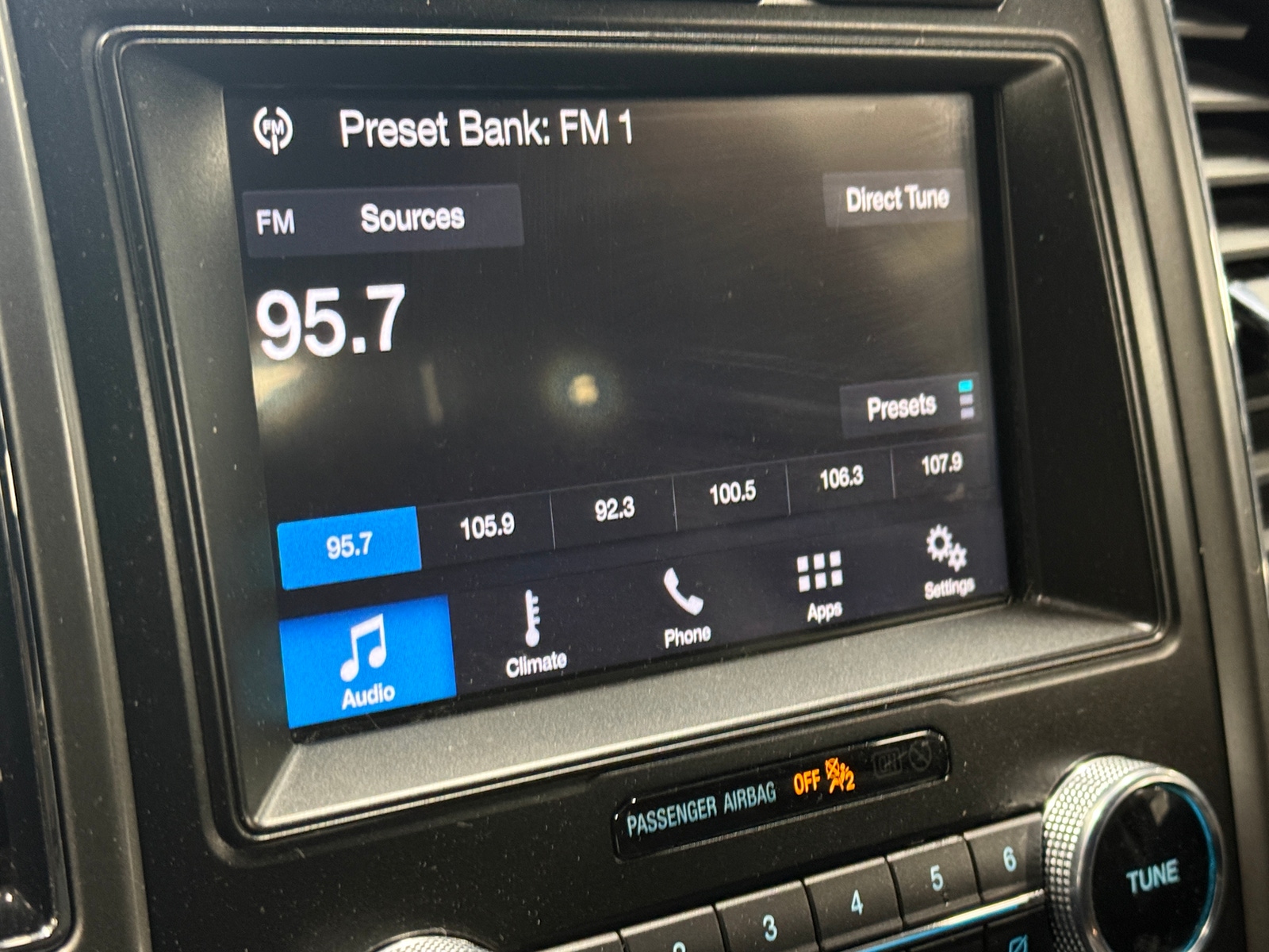 Thumbnail: 2019 Ford Expedition - 4