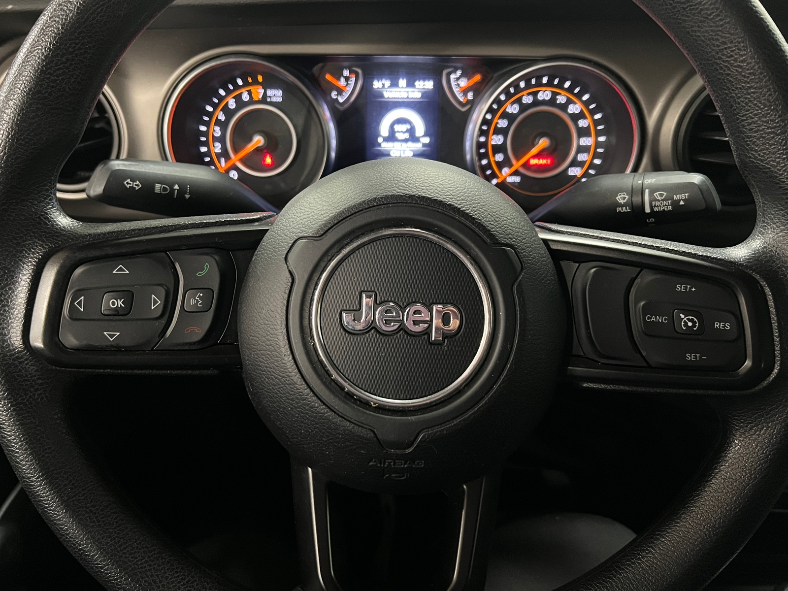 Thumbnail: 2018 Jeep Wrangler - 5