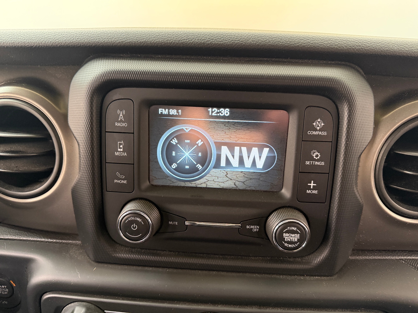 Thumbnail: 2018 Jeep Wrangler - 4