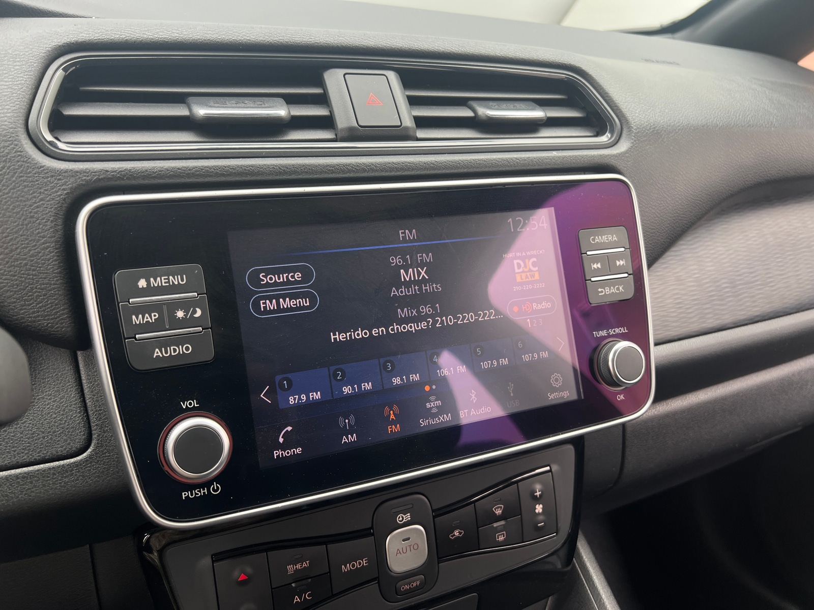 Thumbnail: 2019 Nissan Leaf - 4