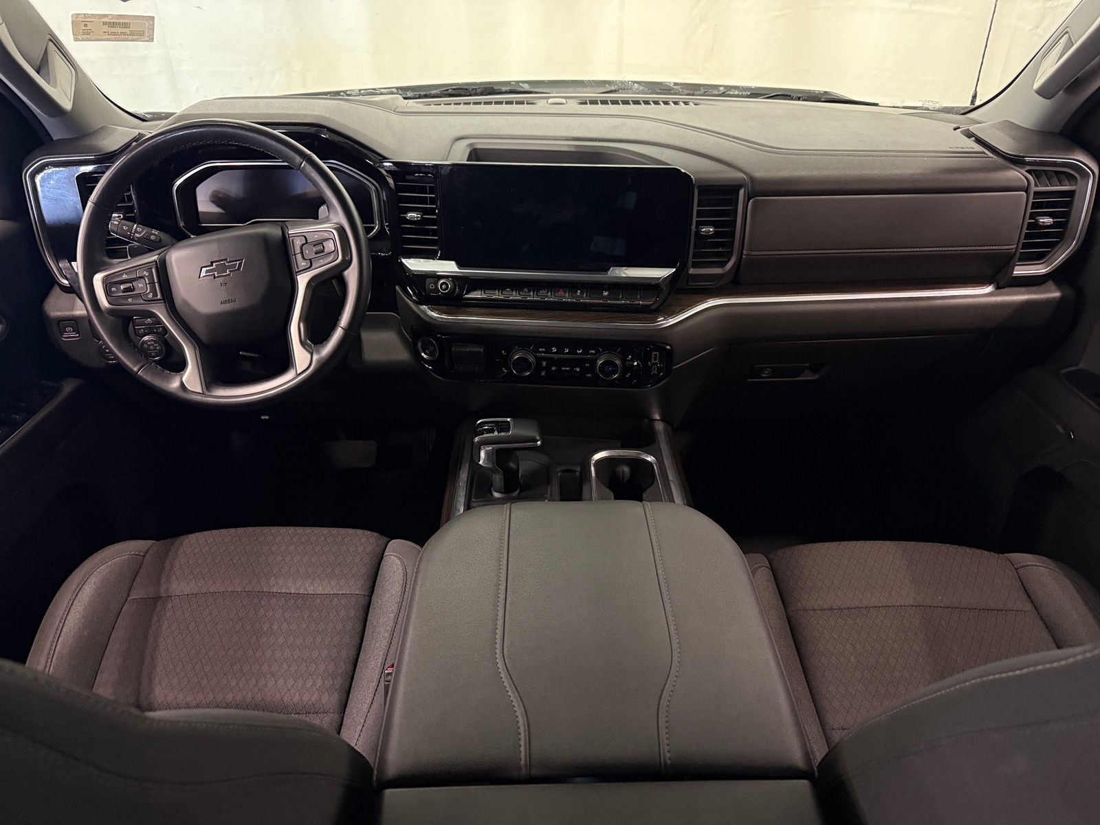 Thumbnail: 2023 Chevrolet Silverado 1500 - 3