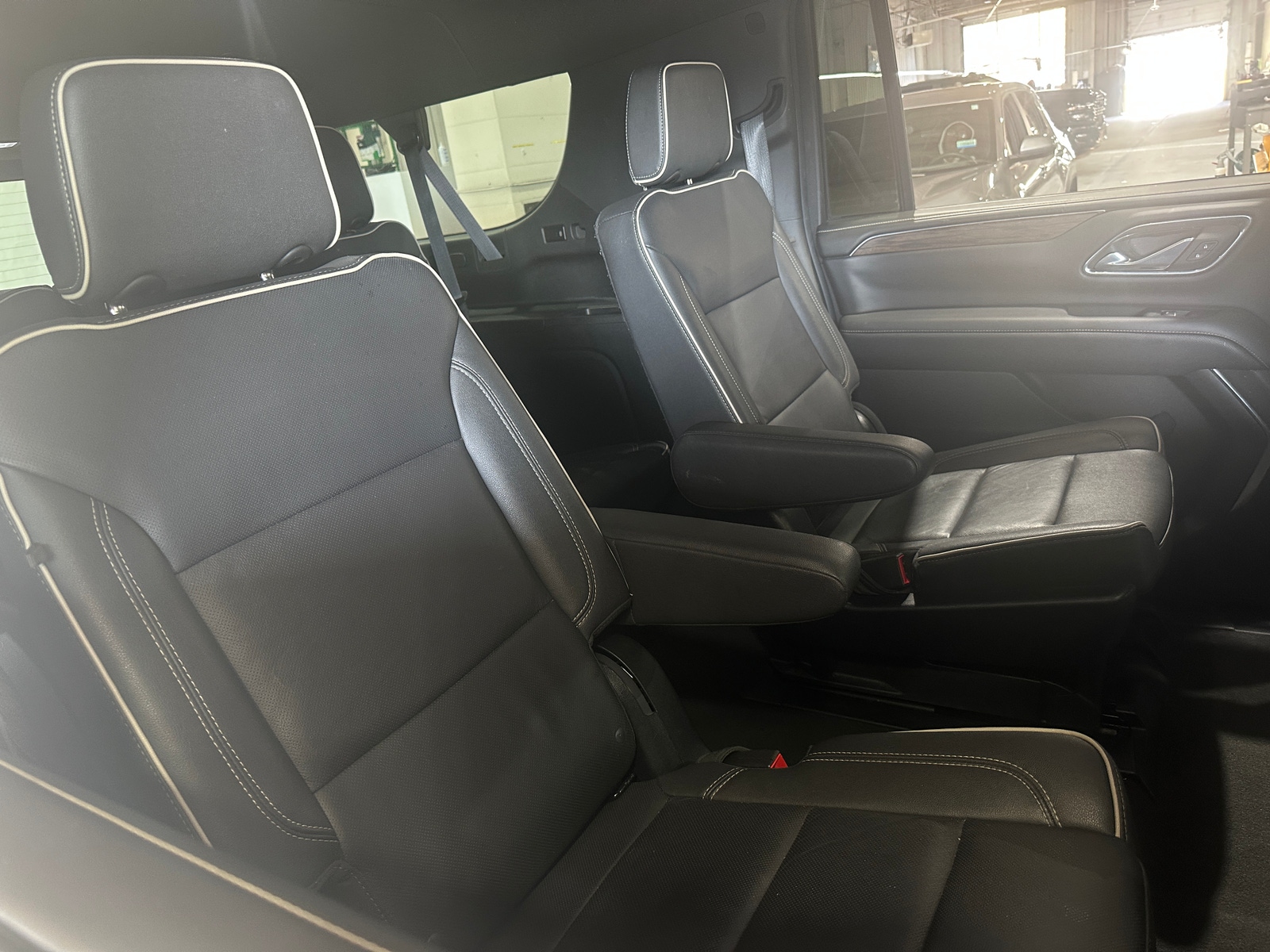 Thumbnail: 2023 Chevrolet Suburban - 5