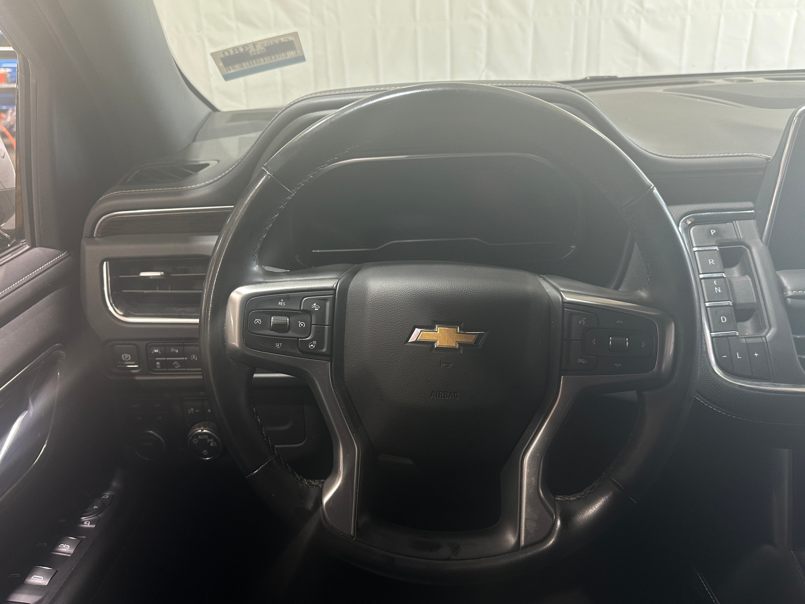 Thumbnail: 2023 Chevrolet Suburban - 4