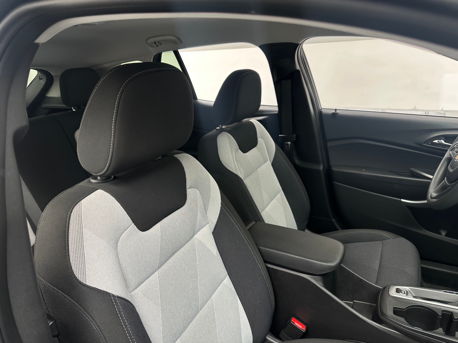 Thumbnail: 2025 Chevrolet Trax - 2