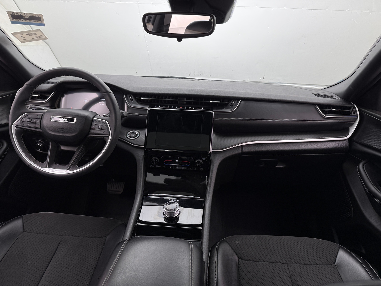 Thumbnail: 2023 Jeep Grand Cherokee L - 2