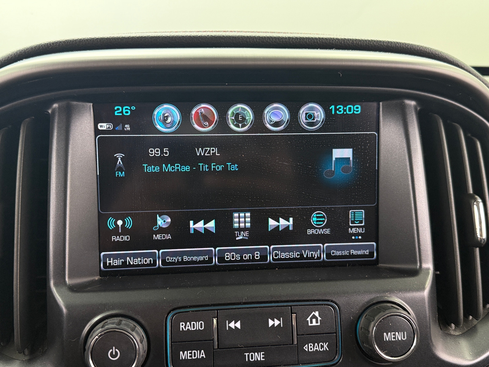 Thumbnail: 2018 GMC Canyon - 4