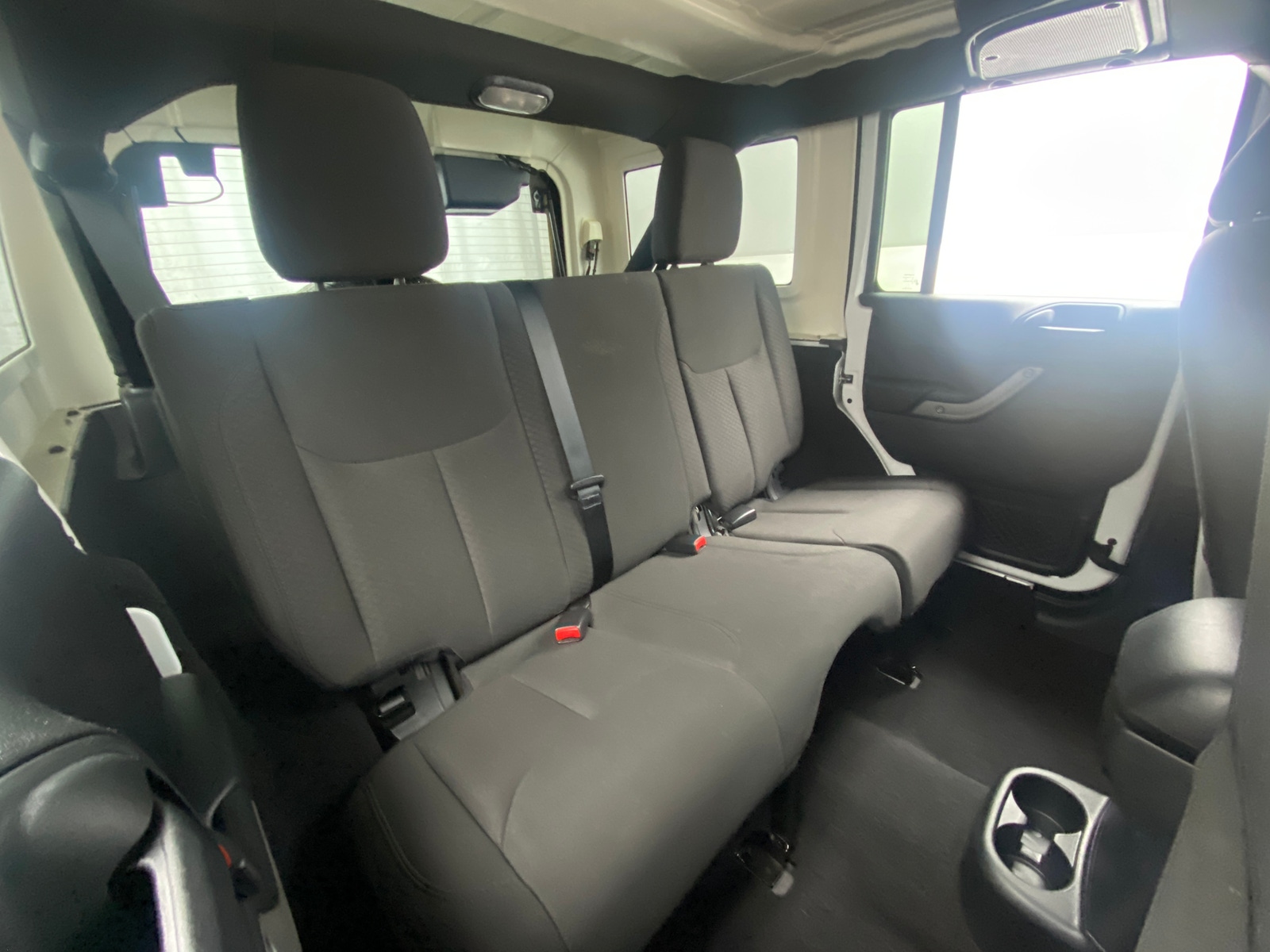 Thumbnail: 2018 Jeep Wrangler - 6