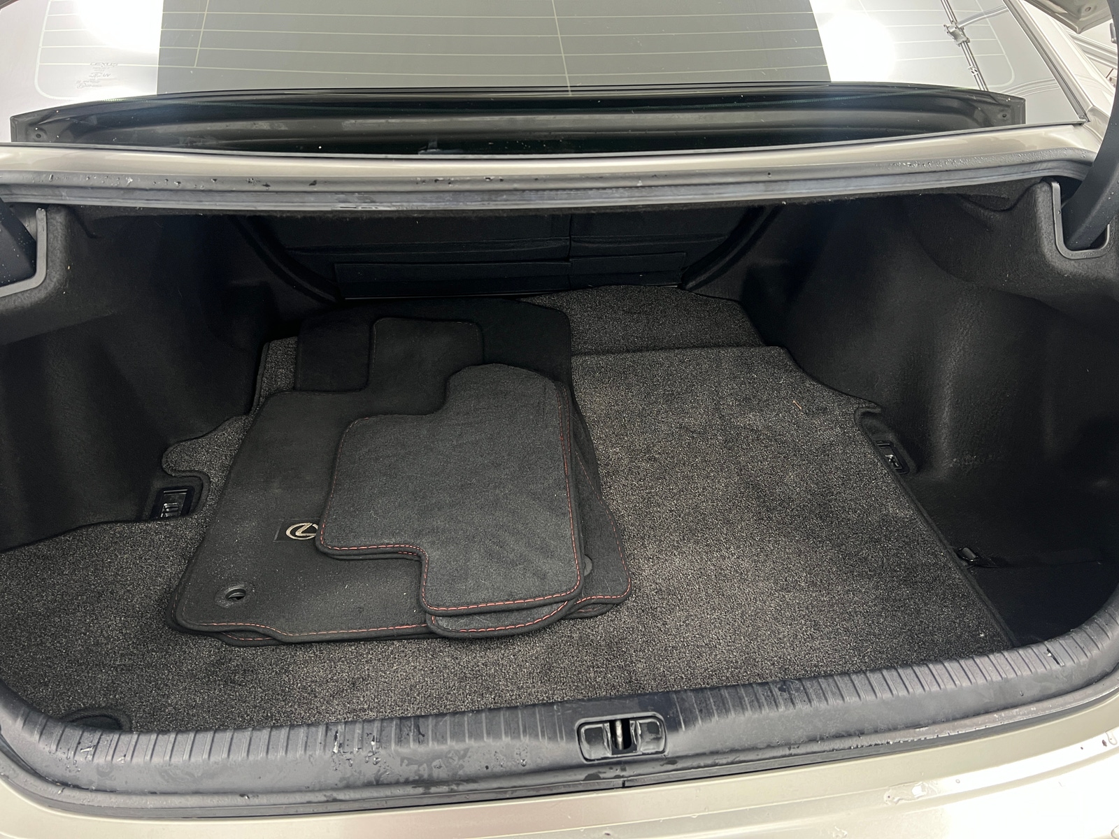 Thumbnail: 2016 Lexus RC - 4