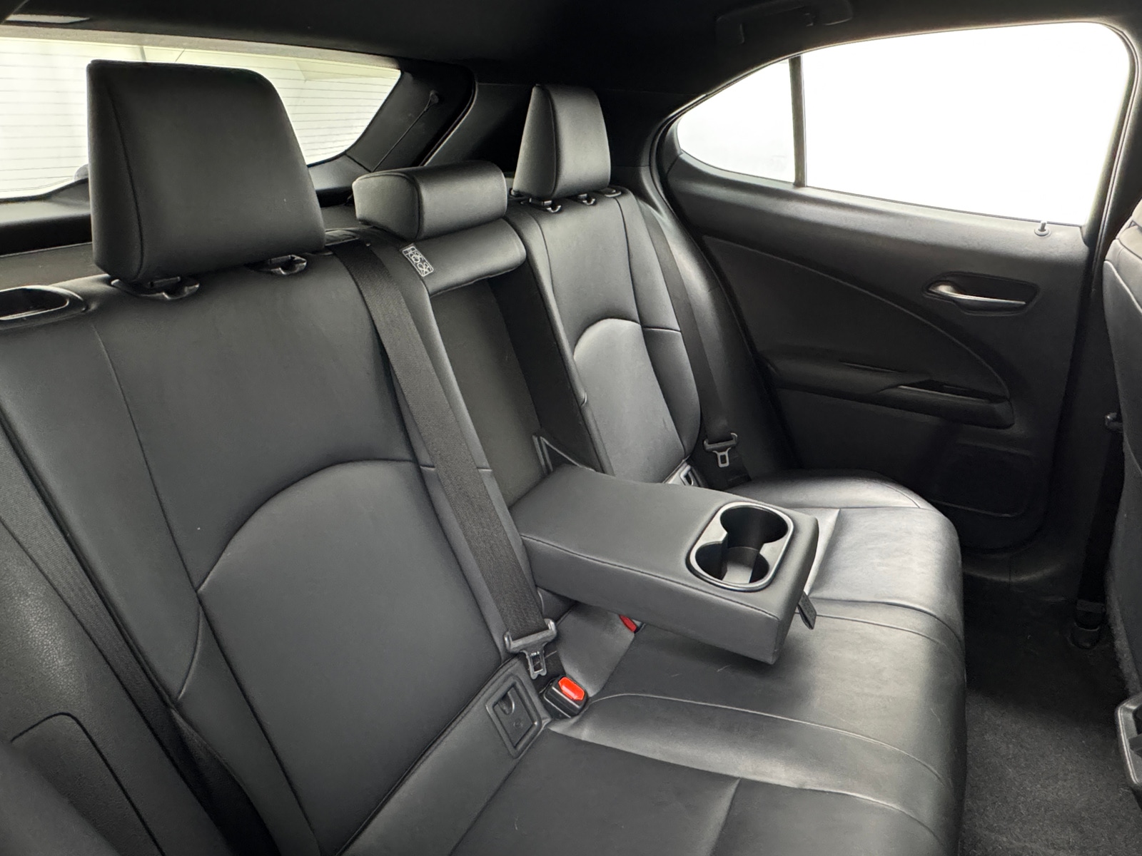 Thumbnail: 2019 Lexus UX - 5